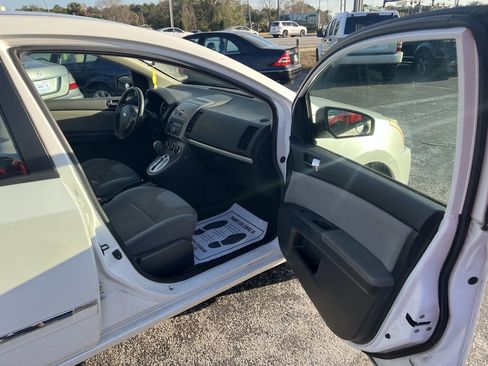 Used 2011 Nissan Sentra 2.0 S w/ Convenience Pkg image 12