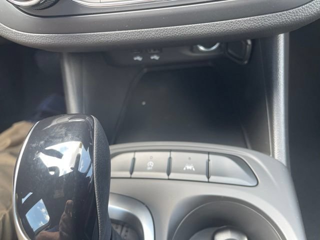 New 2026 Buick Envista Sport Touring w/ Convenience I Package FWD image 19