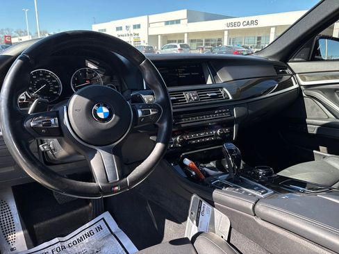 Used 2016 BMW 550i xDrive Sedan image 16