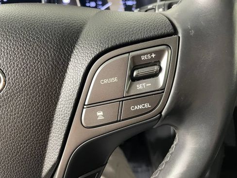 Used 2018 Hyundai Santa Fe Sport w/ 2.0T Ultimate Tech Package 05 AWD/4WD image 12