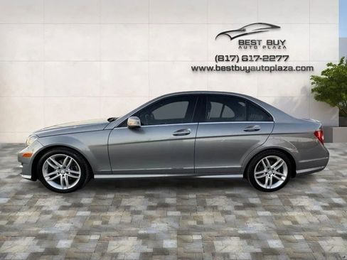Used 2014 Mercedes-Benz C 250 Sedan image 7