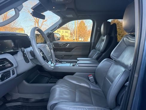 Used 2018 Lincoln Navigator Reserve w/ Technology Package image 6