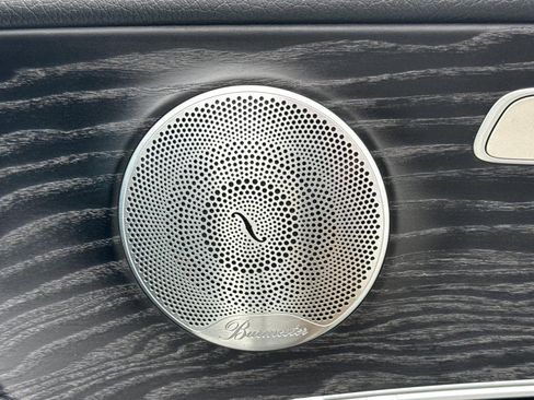 Used 2019 Mercedes-Benz E 300 image 22