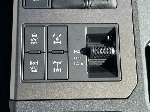 Used 2024 Toyota Land Cruiser image 35