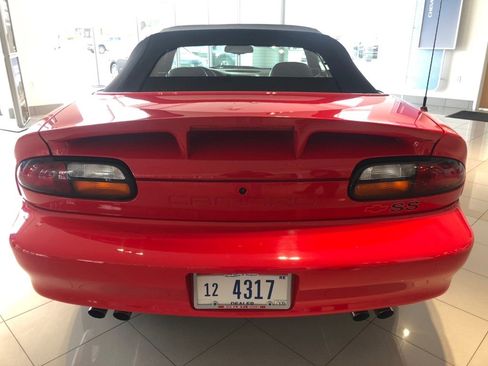 Used 1999 Chevrolet Camaro Z28 w/ SS Performance/Appearance Pkg image 6