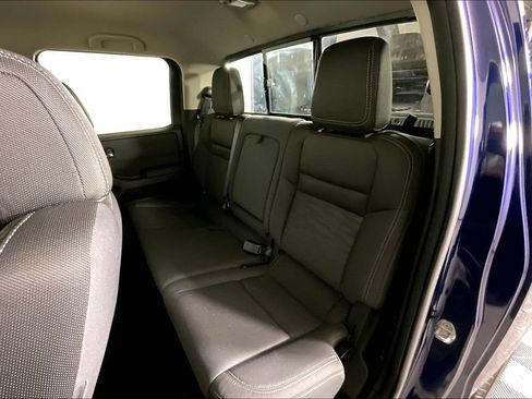Used 2022 Nissan Frontier SV RWD image 25