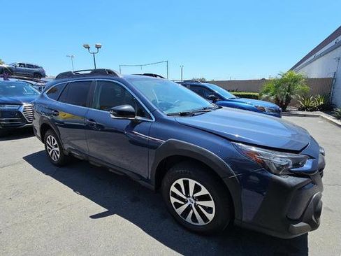 Used 2024 Subaru Outback Premium AWD/4WD image 1