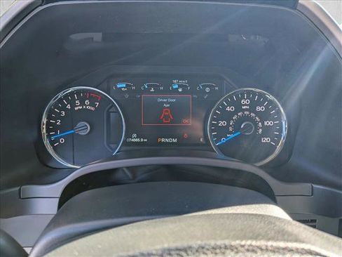 Used 2017 Ford F150 Lariat image 10