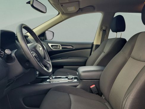 Used 2020 Nissan Pathfinder SV w/ Cargo Package image 19