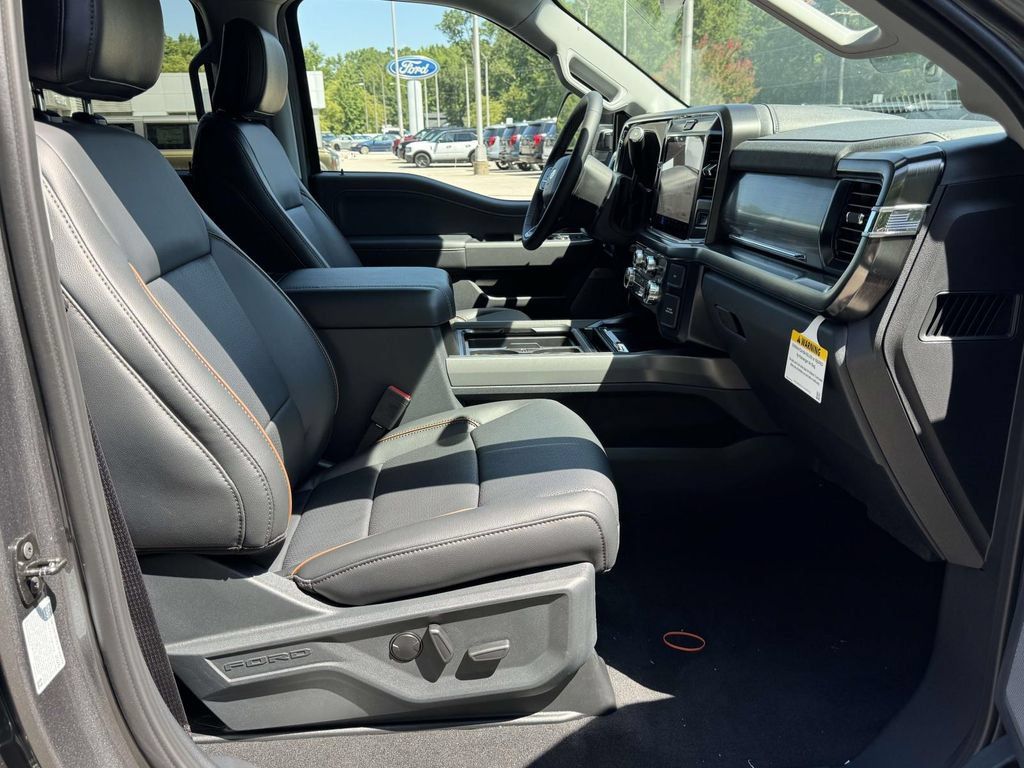Used 2026 Ford F350 Lariat w/ Black Appearance Package AWD/4WD image 14
