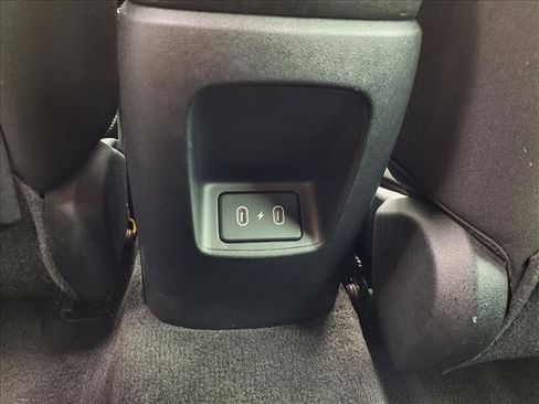 Certified 2025 Hyundai Elantra Sport image 24