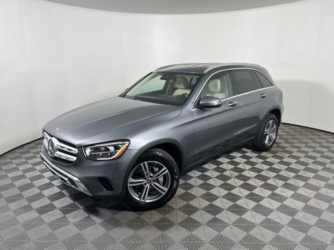 Certified 2022 Mercedes-Benz GLC 300 image 1