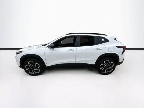 New 2026 Chevrolet Trax RS FWD image 9