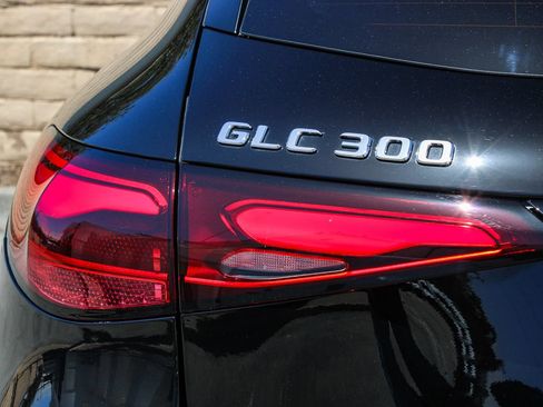 Certified 2026 Mercedes-Benz GLC 300 4MATIC image 10