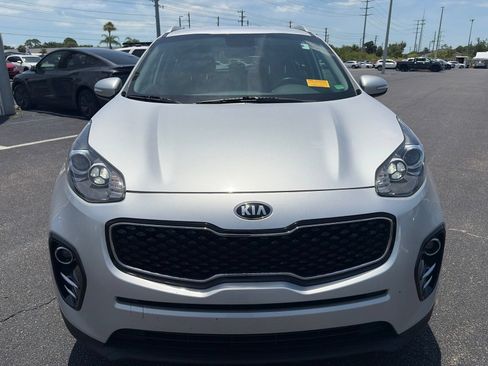 Used 2019 Kia Sportage EX FWD image 2