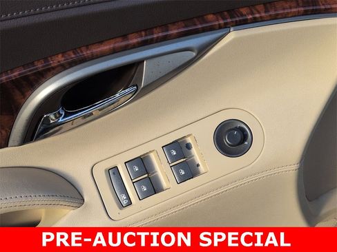 Used 2013 Buick LaCrosse Leather image 10