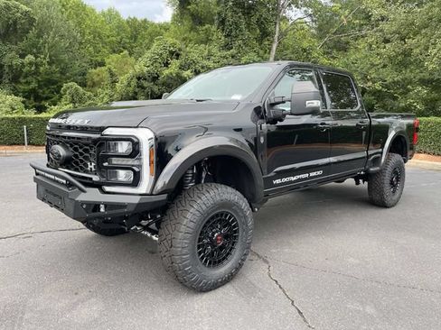New 2026 Ford F250 Lariat w/ Black Appearance Package AWD/4WD image 3