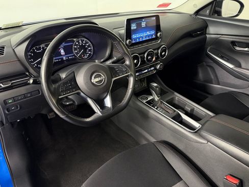 Used 2025 Nissan Sentra SR FWD image 12