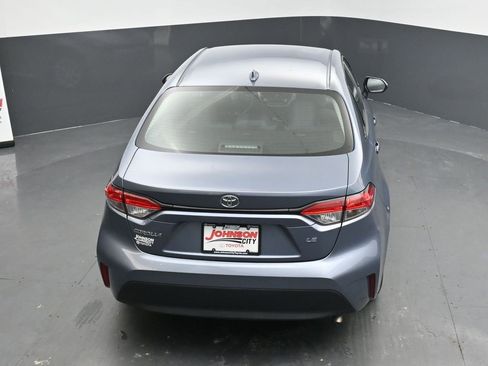 Used 2023 Toyota Corolla LE image 31