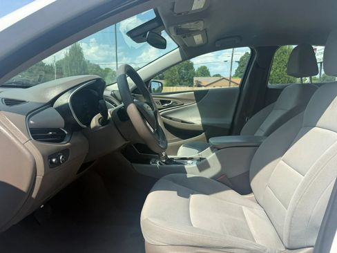 Used 2024 Chevrolet Malibu LS w/ Driver Confidence Package FWD image 10