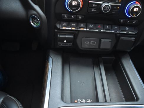 Used 2019 Chevrolet Silverado 1500 High Country w/ Trailer Camera Package image 22