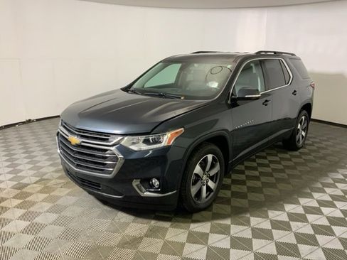 Used 2019 Chevrolet Traverse LT w/ LT Premium Package image 9