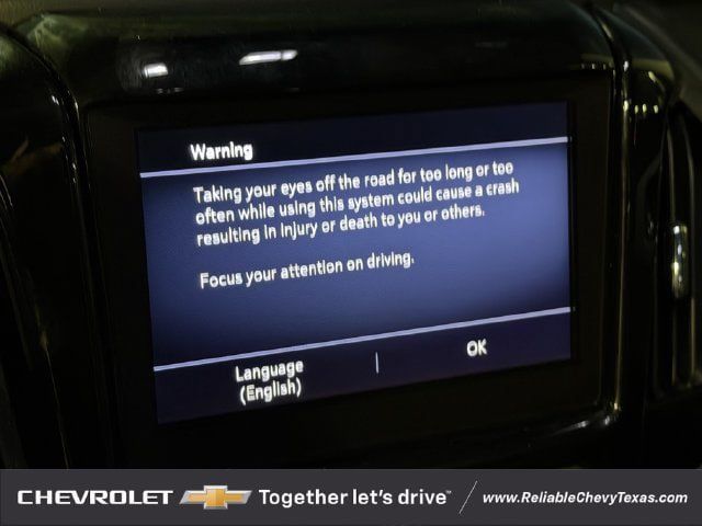 Used 2021 Chevrolet Traverse LT FWD image 23
