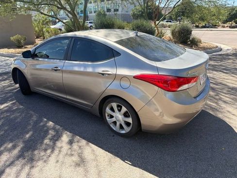 Used 2012 Hyundai Elantra Limited w/ Technology Pkg 5 FWD image 6