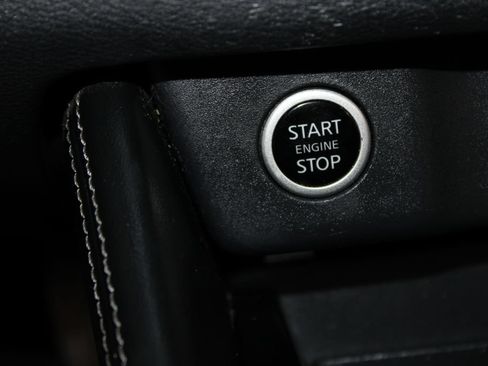 Used 2023 Nissan Rogue SL FWD image 42