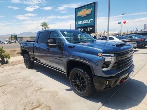 New 2026 Chevrolet Silverado 3500 LTZ w/ LTZ Plus Package AWD/4WD image 2