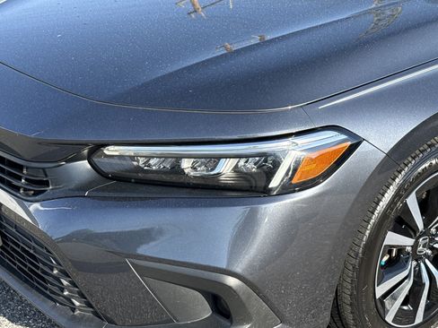 Certified 2023 Honda Civic EX image 6