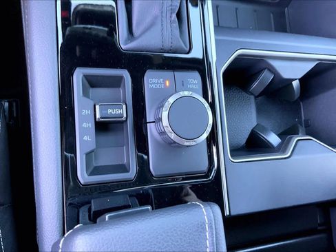 New 2026 Toyota Tundra Limited AWD/4WD image 19