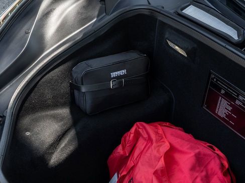 Used 2019 Ferrari 488 Spider image 22