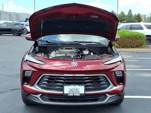 Used 2024 Buick Encore GX Preferred FWD image 31