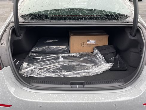 New 2026 Mercedes-Benz E 53 AMG e 4MATIC Sedan image 9