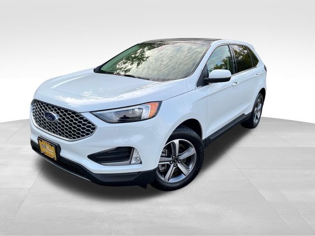 Certified 2024 Ford Edge SEL w/ Convenience Package AWD/4WD image 2