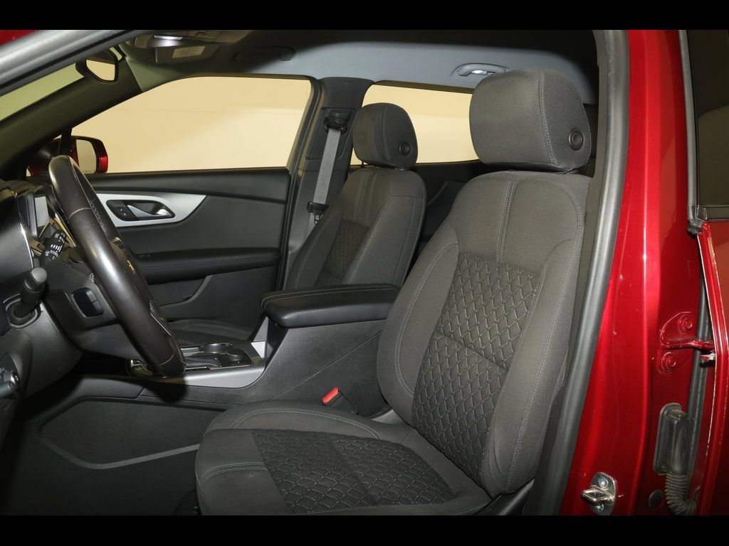 Used 2019 Chevrolet Blazer LT AWD/4WD image 24