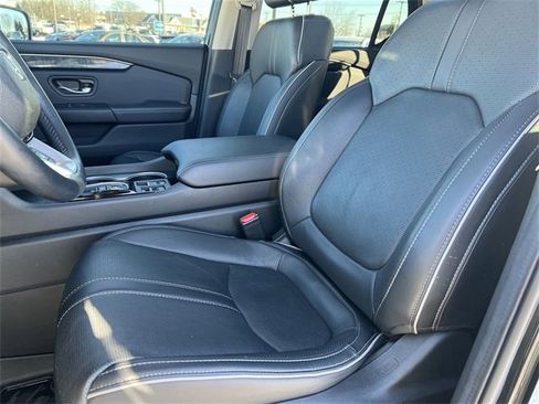 Used 2023 Honda Pilot Elite image 13