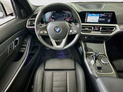 Used 2020 BMW 330i xDrive Sedan w/ Premium Package AWD/4WD image 23