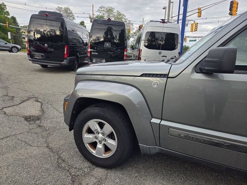 Used 2012 Jeep Liberty Sport w/ Popular Equipment Group AWD/4WD image 7