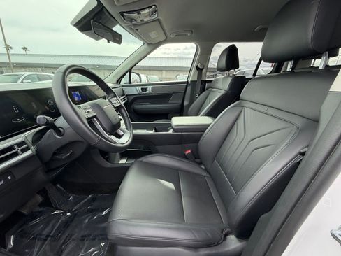 Used 2025 Hyundai Santa Fe SEL AWD/4WD image 27
