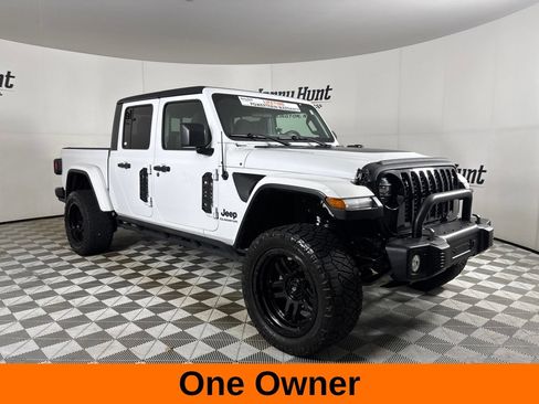 Used 2022 Jeep Gladiator Sport AWD/4WD image 4
