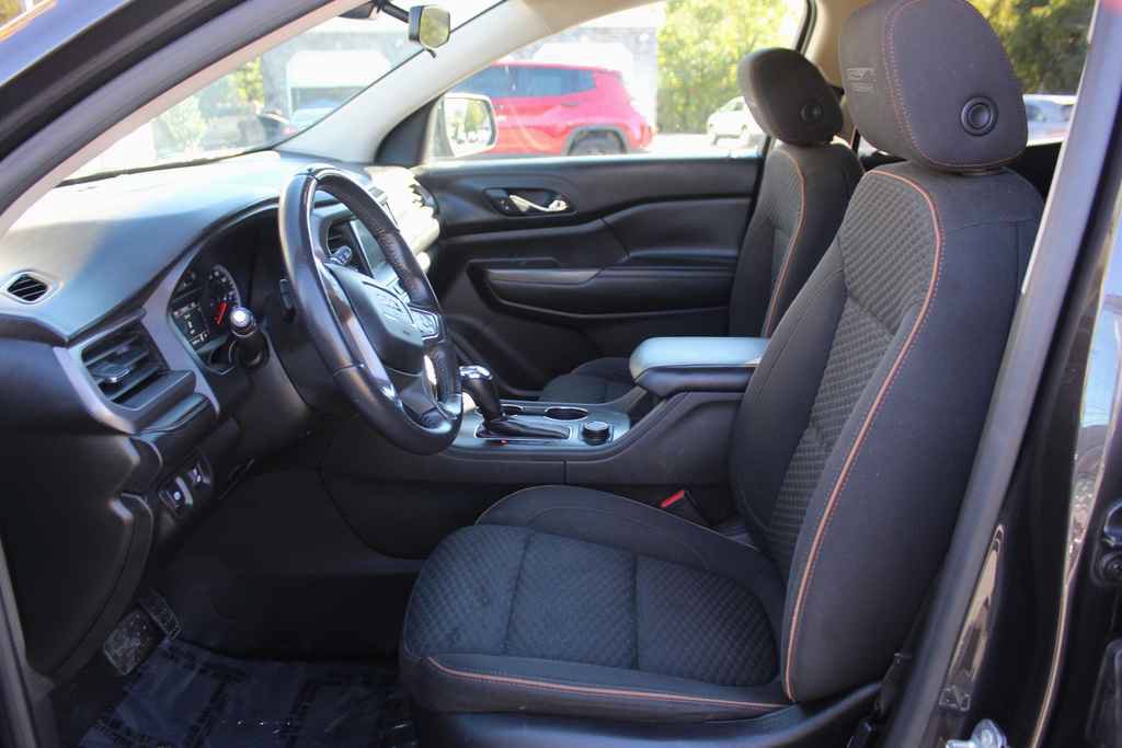 Used 2017 GMC Acadia SLE w/ Driver Alert Package I AWD/4WD image 26