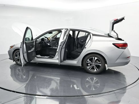 Used 2021 Nissan Sentra SV FWD image 44