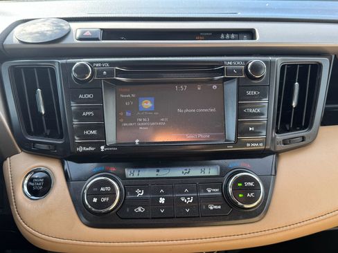 Used 2018 Toyota RAV4 XLE image 16