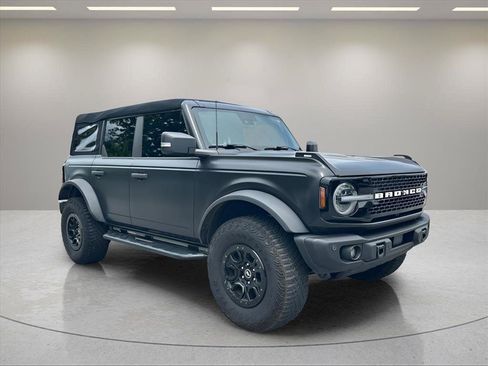 Used 2023 Ford Bronco Wildtrak AWD/4WD image 2