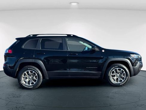 Used 2022 Jeep Cherokee Trailhawk w/ Premium Leather Package image 6