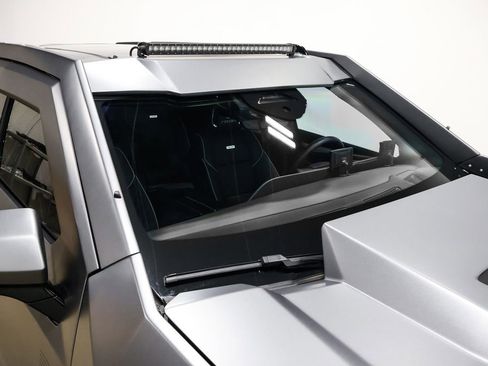 Used 2023 Cadillac Escalade Premium Luxury image 93