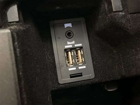 Used 2018 Lexus IS 350 F Sport image 9