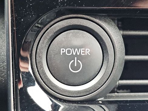 Used 2023 Toyota bZ4X Limited image 17